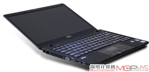 富士通LIFEBOOK SH771